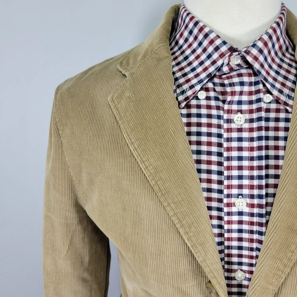 VTG Banana Republic Men's Sport Coat Blazer‎ Three Button Brown Corduroy Medium